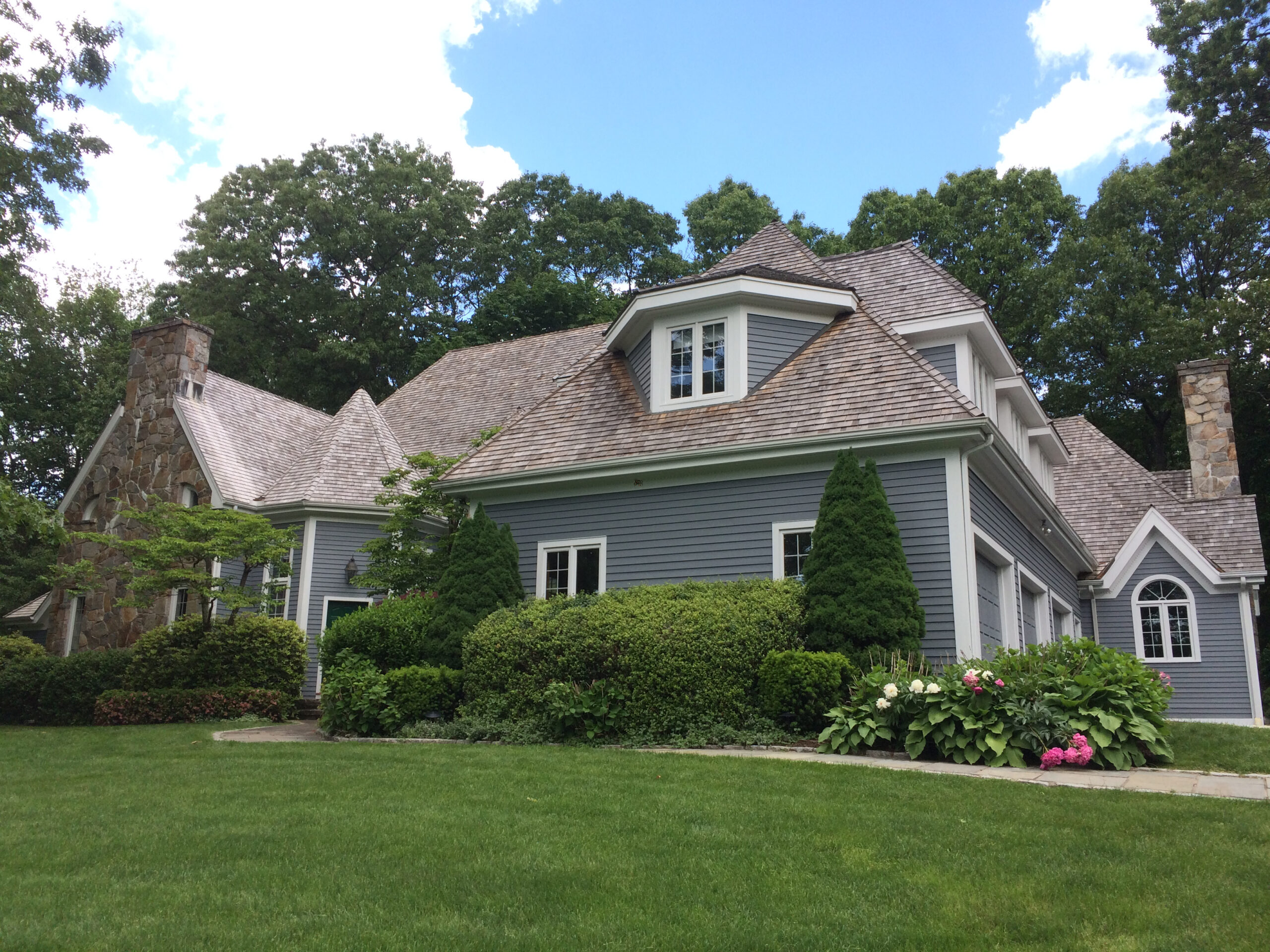 House painting in Montville, Connecticut