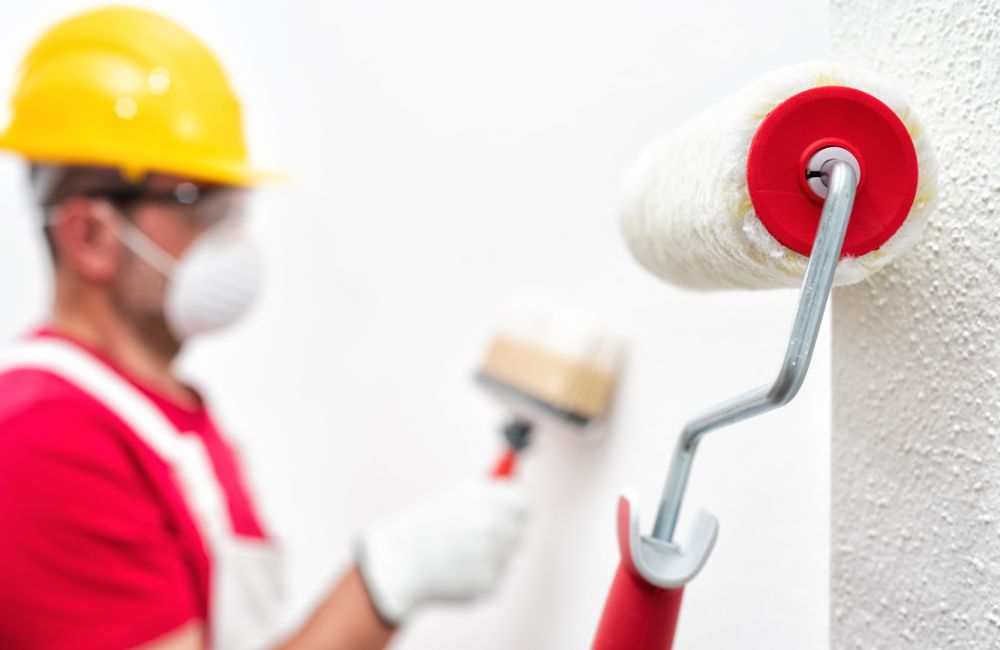 7 Key Considerations for Selecting the Right Commercial Painting Contractor