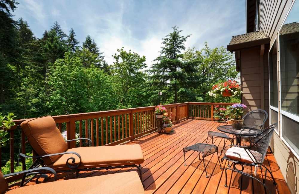 deck staining