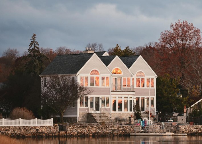 Professional house painting in New Canaan, CT